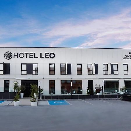 Hotel Leo Монестеріо Екстер'єр фото