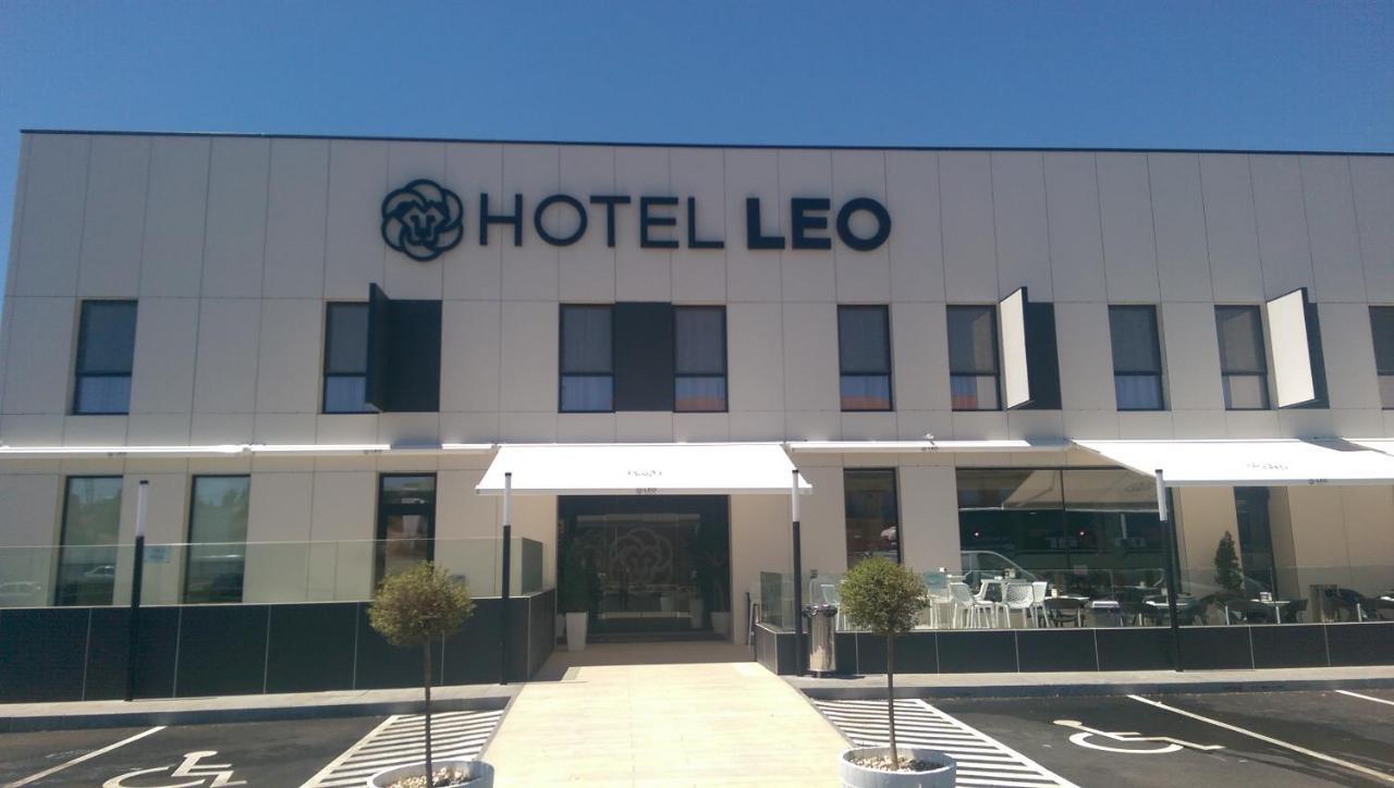 Hotel Leo Монестеріо Екстер'єр фото