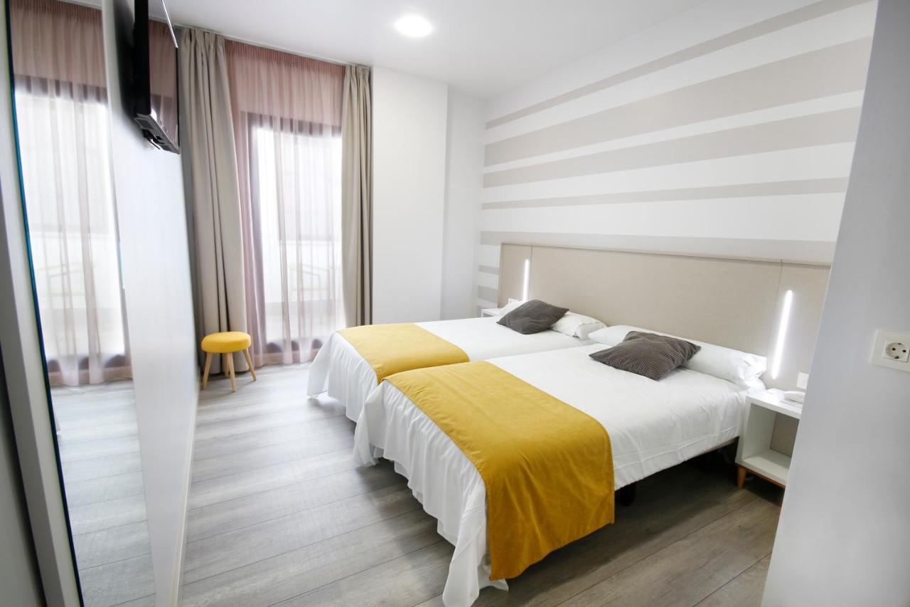 Hotel Leo Монестеріо Екстер'єр фото