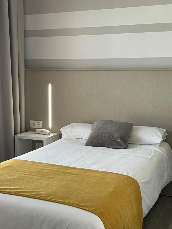 Hotel Leo Монестеріо Екстер'єр фото