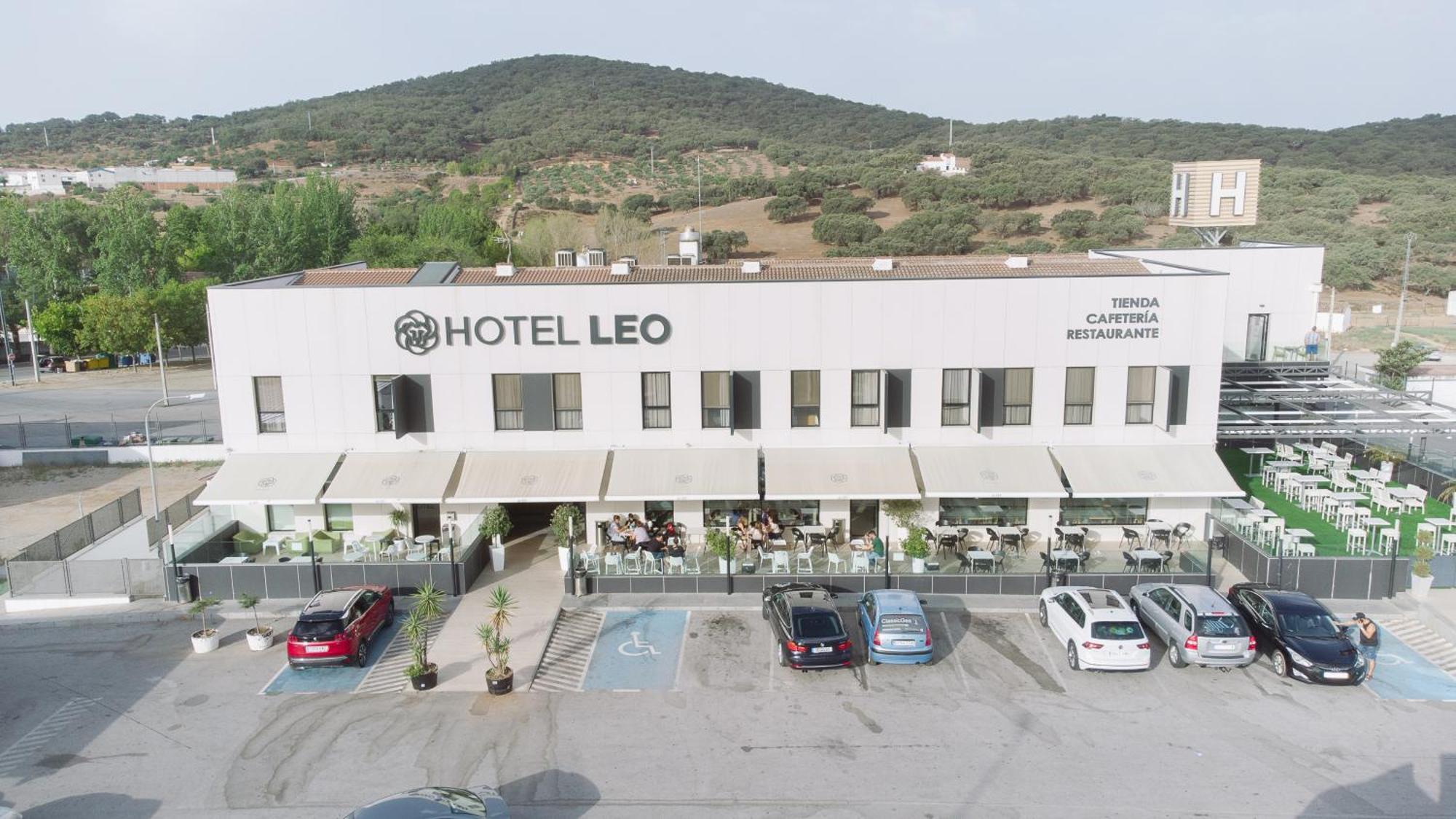 Hotel Leo Монестеріо Екстер'єр фото